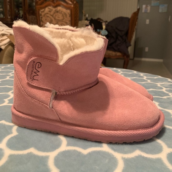 Emu Shoes - LIKE NEW Emu Australia boots